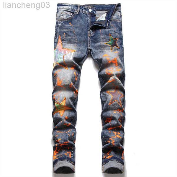 Jeans para hombres EHMD Jeans con tinta naranja Splash Parche bordado de estrellas para hombres Impresión 3D Tendencia de algodón informal suave Extensión de socorro juvenil Estiramiento W0413