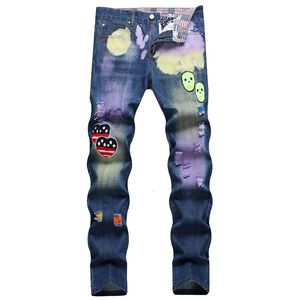 Jeans pour hommes Europe États-Unis Slim Stretch Mode Trou Collé Tissu Impression Hip Hop Denim Moto Streetwear 230829