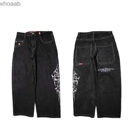 Herrenjeans Europäische und amerikanische Modetrends, die gotische bestickte Jeans für Männer verkaufen Y2k New Street Hip Hop Vintage gerade Hose mit weitem Bein YQ231208