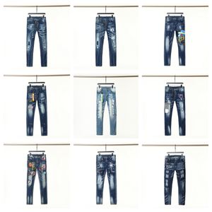 jeans pour hommes créateurs de luxe européens et américains jeans pour hommes pantalons brodés extensibles minces peinture swing de mode pour hommes et femmes