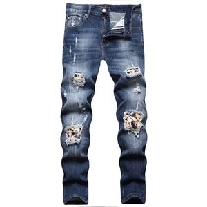 Heren jeans European Jean Blue Sllim Fit Hombre Patch Men Patchwork gescheurd voor trend merk motorfiets pant heren mager