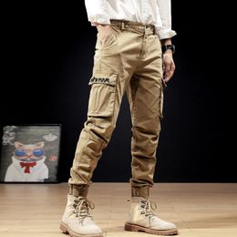 Menans Jeans modeontwerper Men Big Pocket Casual Overall Cargo Pants Hoge kwaliteit Streetwear Khaki Color Hip Hop Joggers broek 174F