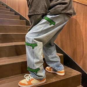 Heren jeans gokkt met een spijkerbroek voor spijkerbroek trendy high street casual elastische taille rechte poten broek Harajuku-stijl mode mannen broek 230303