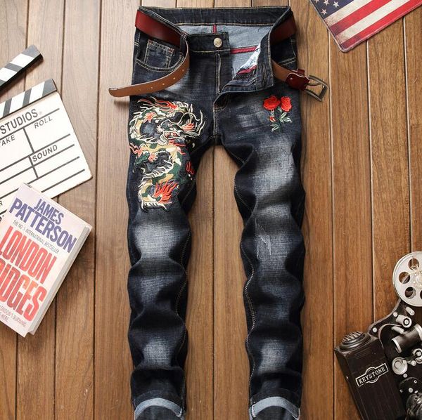 Herren-Jeans, Blumen-Drachen-Tiger-Stickerei-Patch, zerrissen, lässig, schmal, gerade, Distressed-Denim-Hose für Herren