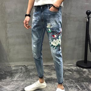 Jeans pour hommes industrie lourde broderie hommes marque coréenne mince trou déchiré gars social pieds cheville longueur pantalon imprimé adolescents