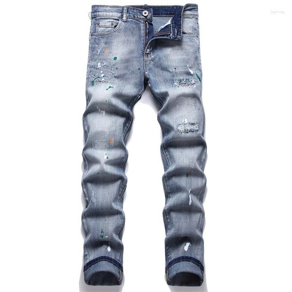 Jeans para hombres Marca de moda de alta calidad 2023 Street Punk Style Pintura Azul Roto Pequeño Pie Apretado Mid Rise