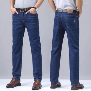 Jeans masculins de haute qualité en été élastique.