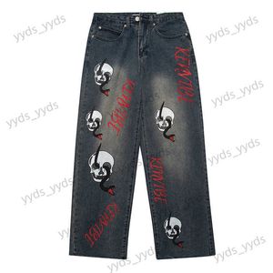 Jeans pour hommes High Street Hip Hop White Jeans Trendy Street Dark Skull Print Pantalons Jeans Jeunes Hommes T230406