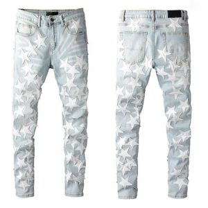 Jeans masculin High Street Mens Slim Fit Denim Stretch skinny détrempé décontracté étoiles en cuir brodées Patchwork Ripped Pants 2024
