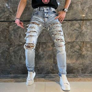 Jeans pour hommes High Street Tide Brand Big Damage Hole Homme Slim Fit Patch Imprimé Léopard Utilisé Lavé Petit Pied Jeans Occasionnels