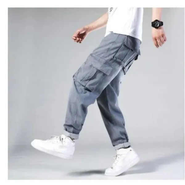 Jeans para hombres Hip Hop Hombres Baggy Skateboard Pantalones Hiphop Loose Boys Multi-Bolsillo Denim Rap Pantalones Four Seasons Plus Tamaño 44