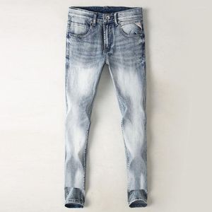 Jeans da uomo stile italiano moda uomo retrò grigio chiaro blu elasticizzato strappato slim fit pantaloni denim vintage firmati