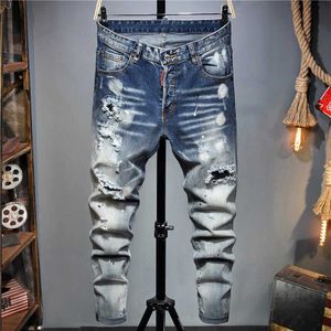 Jeans pour hommes jeans concepteur jeans autocollants noirs lavage léger des joggeurs de renouvelle de moto déchirée