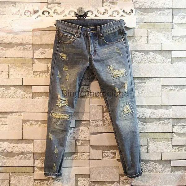 Jeans pour hommes Mode coréenne Jeans pour hommes rétro déchiré avec des trous pantalon fuselé cassé coupe mince déchiré Kpop livraison gratuite Xs Man Cowboy PantsL231003