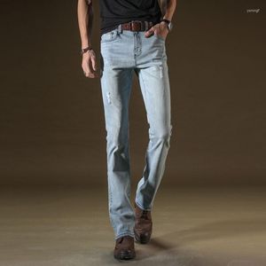 Jeans pour hommes bleu clair décontracté petit évasé hommes coupe botte pantalon slim mâle japon Style coréen Streetwear Vintage pantalon en jean droit