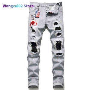 Jeans pour hommes Light Luxury Mens Slim-fit Grey Denim Pants Badge Decors Hole Patched Mendiant Jeans Élégant Sexy Street Fashion Jeans Pantalon 022123H