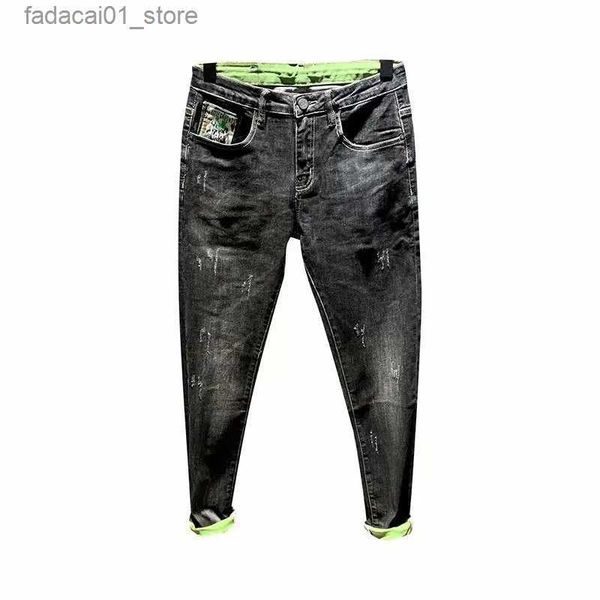 Pantalones vaqueros para hombre Pantalones largos Otoño Invierno Coreano Joker Pantalones casuales Niños para hombre Marca de moda Pies delgados Elástico Denim Street Wear Black Jeans Hombres Q240202