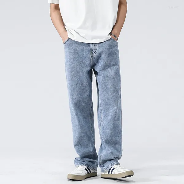 Jeans para hombres Baggy 2024 Llegadas Hombres Tendencia recta Casual Classic Light Blue Denim Pantalones de lujo Low Rise