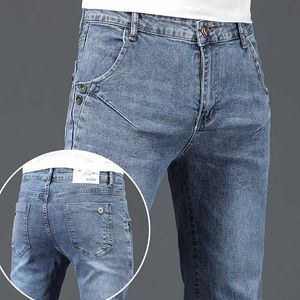 Heren jeans mannen merk mager hoogwaardige slanke joggers rekken casual blauwe klassieke versie mode jeugd mannelijke denim broek 220923