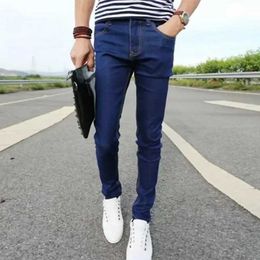 Heren jeans heren jeans stretch skinny denim broek vaste kleur zwart blauw herfst zomer luxe straat harajuku hiphopstijl slanke broek 240423