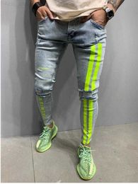 Jeans da uomo Uomo Skinny a righe con cerniera Denim Hole Wash Pantaloni da lavoro vintage hip-hop Slim Jeans stampati Abbigliamento uomo europeo di grandi dimensioni L230724