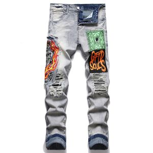 Jeans pour hommes Hommes Skull Flame Broderie Streetwear Bandanna Paisley Imprimer Patch Stretch Denim Pantalon Ripped Slim Pantalon effilé 230216