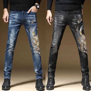 Jeans pour hommes Pantalon en denim de haute qualité brodé de dragon pour hommes, coupe slim, rayures extensibles, jeans décontractés, pantalon en jean délavé blanc; L240119