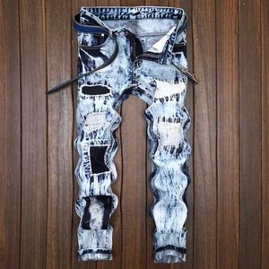 Jeans para hombres jeans jeans bordado de mezclilla raspada pantalones strt altos de color de color liviano recto de gran tamaño y240507