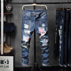 Jeans masculin pour hommes nouvelles mode brodées de marque droite brodé jeans de laquer occasionnelle coton ultra pantalon bleu mince jeans de moto