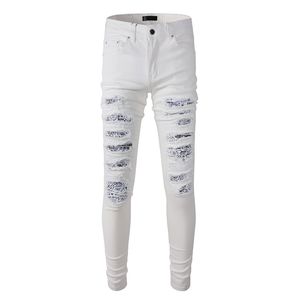 Jeans para hombre Ropa de calle desgastada blanca para hombre Moda Slim Fit Estiramiento Bordado Dañado Tie Dye Bandana Costilla Parche Rasgado Flaco 230809