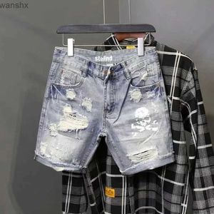 Jeans pour hommes Nouveau 2022 Summer Tear Hole Mendiant Shorts Hommes Personnalisé Squelette Crâne Imprimé Coréen Slim Fit Denim ShortsL2404