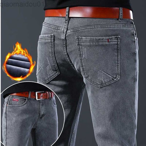 Jeans pour hommes New Men's Slim Skinny Jeans Polaire Hiver Style Classique Stretch Casual Petits Pieds Pantalon Homme Vêtements Chaud Velours Denim Pantalon L230724