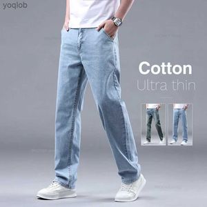 Jeans masculins Nouvel été 95% de coton pur jeans minces droits hommes classiques jeans élastiques en tissu doux bleu clair