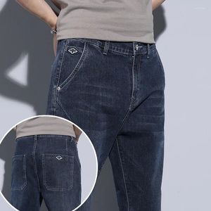 Jeans pour hommes une pièce Drop Spring Stretch Vêtements Petit pantalon droit Coréen Slim Fit