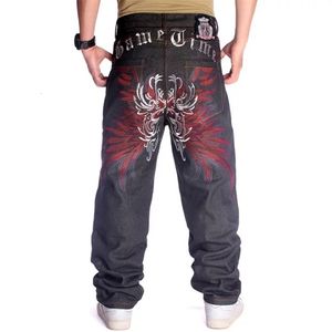 Heren jeans plus maat 30-46 inch skateboard heren baggy jeans brede poten losse hiphop geborduurde bloemvleugels mannelijke denim broek broek broek 230815