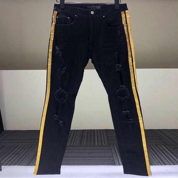 Jeans pour hommes déchirés genoux bordés d'or et d'argent paillettes rose rayé pantalon mince noir haute qualité2474