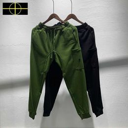 Jeans masculins latérale de poche de poche broderie pantalon de survêtement masculin femmes armée verte pantalon décontracté de coton décontracté hommes Q240525