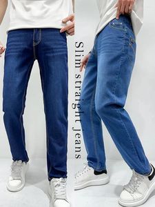 Jeans masculin simple et élégante jambe droite