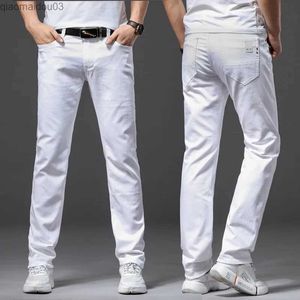 Jeans masculin printemps et été blanc doux élastique denim mens jeans jeans à la mode et au style ultra-mince pantalon masculin marque haut de gamme pantl2404