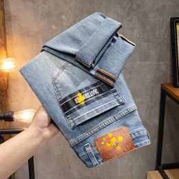 Jeans para hombres Spring Summer Men delgados Fit European American Cdicon High Grain Brand Small Straight Pants Q9576-01