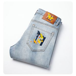 Jeans masculin printemps d'été mince masculin slim fit européen américain fficon marque haut de gamme petit pantalon droit Q9577-00