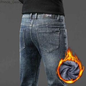 Jeans pour hommes droit élastique polaire jean hommes vêtements 2023 hiver nouveau épais chaud décontracté mince mode mâle rétro Denim pantalon L2403
