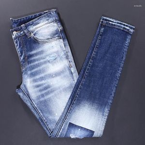 Jeans pour hommes Street Fashion Men Retro Bleu clair bleu clair lavé élastique Slip Fit Ripped Patted Hip Hop Brand Hip Hop Brand Pantal