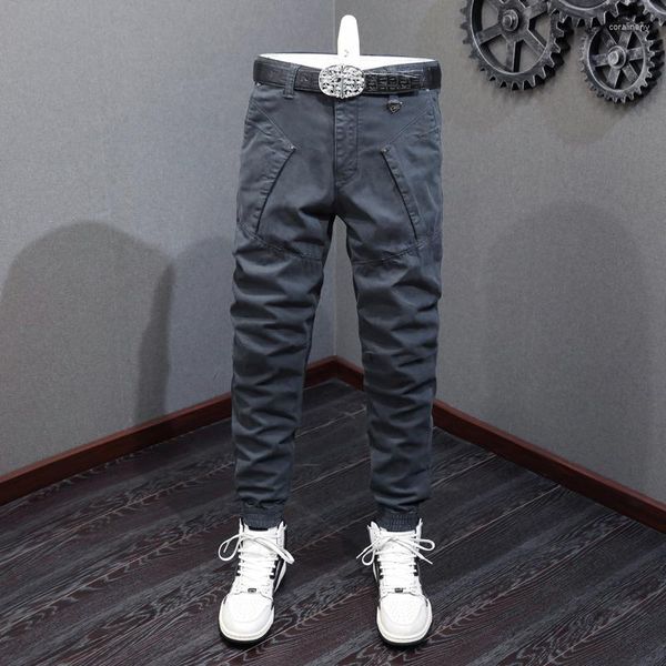 Pantalones vaqueros de los hombres Moda de la calle Hombres Empalmados Diseñador Bolsillo grande Gris Caqui Pantalones de carga ocasionales Hombre Hip Hop Joggers Pantalones de pierna ancha