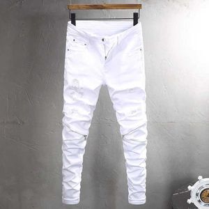 Jeans pour hommes Street Fashion Jeans pour hommes Blanc Élastique Serré Ouvert Avant Jeans Hommes Crâne Designer Zipper Patch Hip Hop Punk Pantalon Hombre J240328
