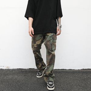 Men S jeans streetwear heup hiphop camouflage flare broek modieuze camo cargo mannelijke slanke fit broek alle match 230327