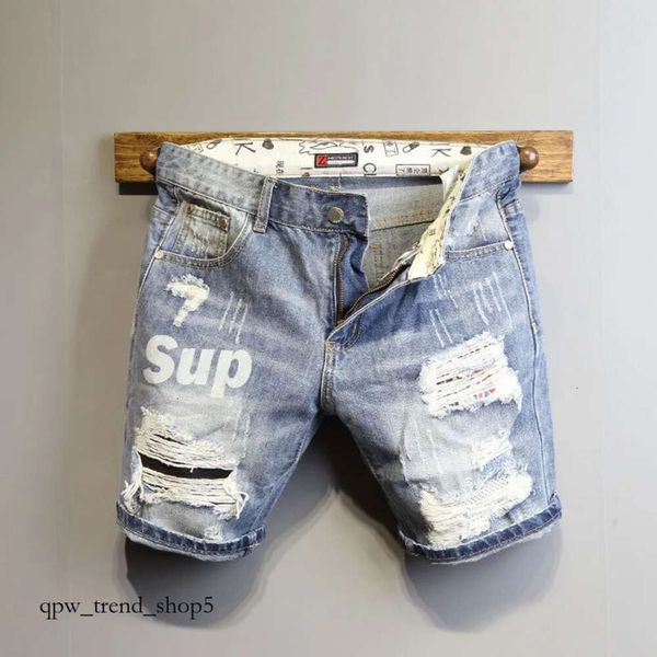 Jeans masculins d'été bleu clair déchiré la lettre de moustache de patch de chat imprimement mince short denim adolescents garçons et filles pantalon court cowboy 23 409