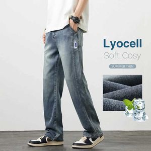 Jeans masculin Summer Nouveau jean droit lâche ultra mince Lyocell pantalon confortable Corée Retro Retro Blue et Black Jeans J240429