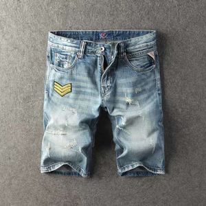 Menans Jeans Summer Street Style Fashion Men Retro Light Blue Patches Designer Riping Denim Shorts Homme Hip Hop Cotton Short