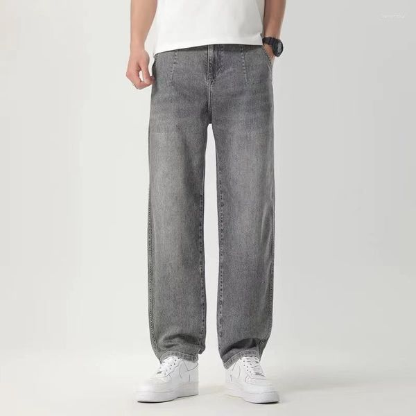 Jeans masculins à style mince de style blanc lavé masculin pantalon droit de monture de montée en puissance des vêtements pour hommes rétro détendus